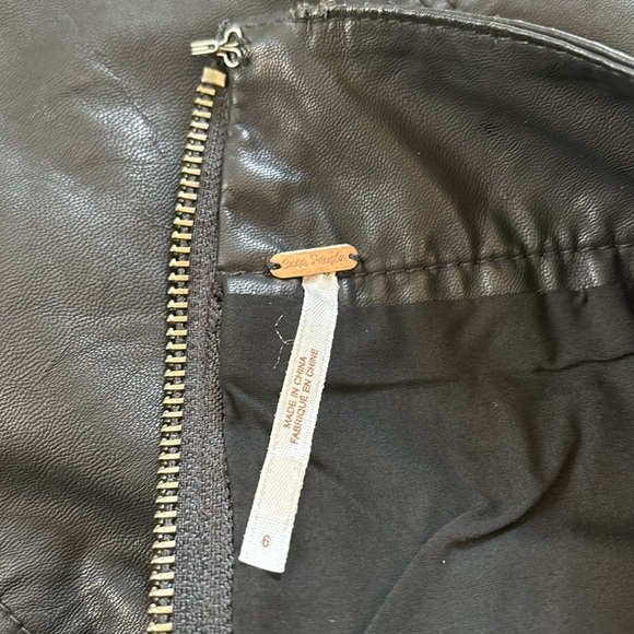 Free people leather look skirt - Picture 4 of 5
